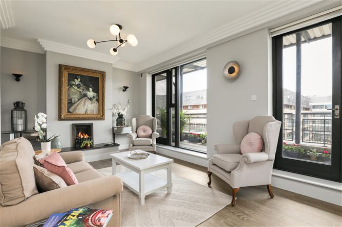 11 Gandon House, Custom House Square, IFSC, Dublin 1