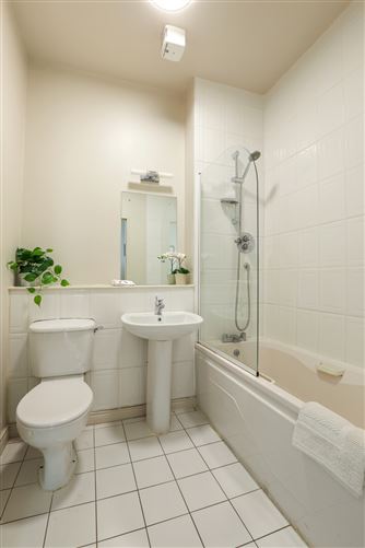11 Gandon House, Custom House Square, IFSC, Dublin 1