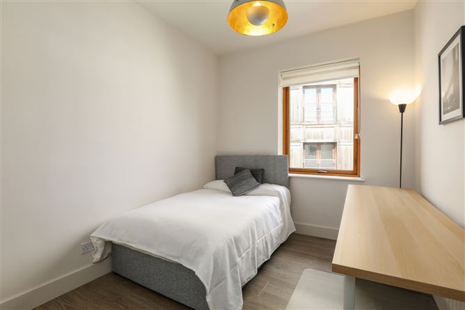 11 Gandon House, Custom House Square, IFSC, Dublin 1