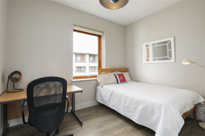 11 Gandon House, Custom House Square, IFSC, Dublin 1