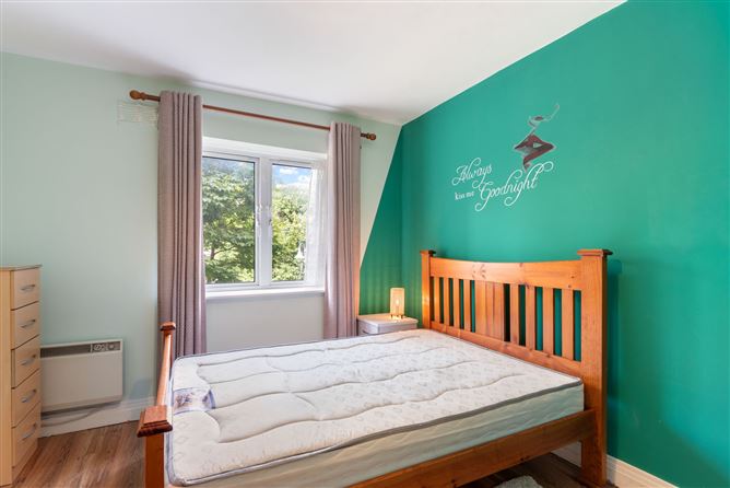 57 Hampton Square, Navan Road, Dublin 7