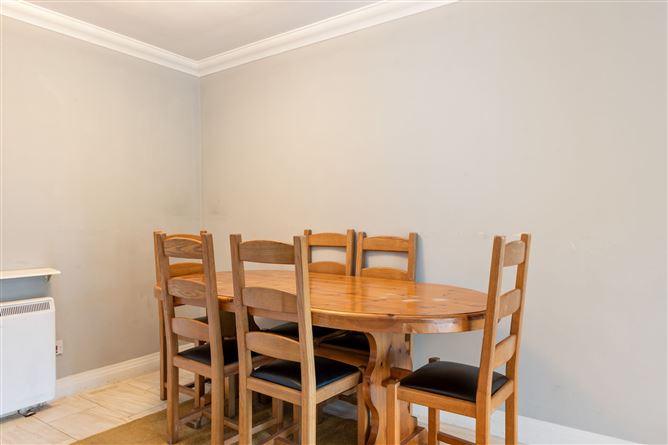 57 Hampton Square, Navan Road, Dublin 7