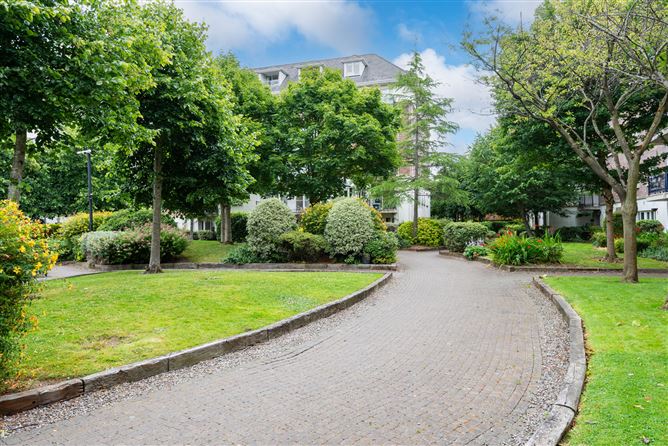 57 Hampton Square, Navan Road, Dublin 7