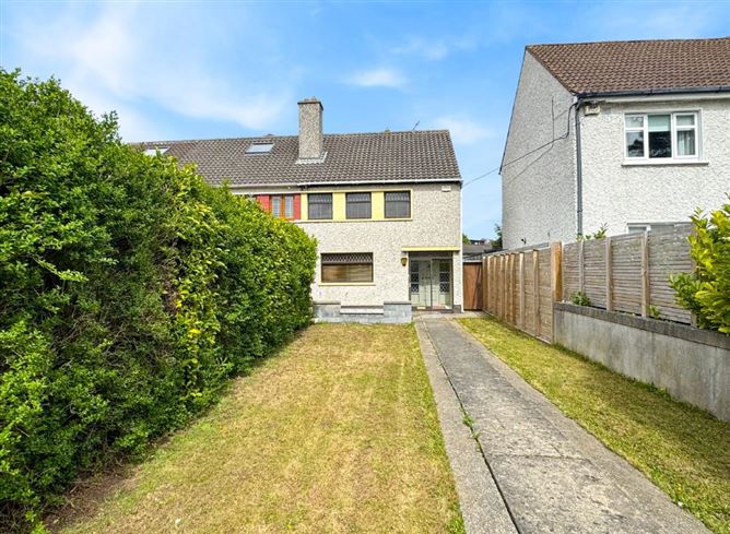 15 Rochestown Park, Sallynoggin, County Dublin