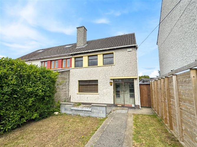 15 Rochestown Park, Sallynoggin, County Dublin