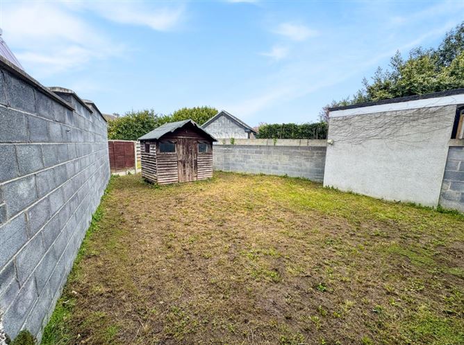 15 Rochestown Park, Sallynoggin, County Dublin