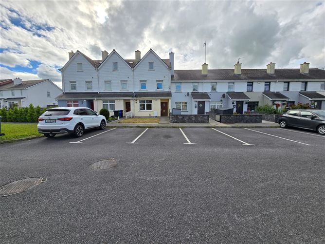 111 River Village, Monksland, Athlone, Co. Roscommon