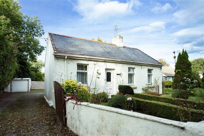 Photo 3 of 38 — Laurel Hurst, Model Farm Road, Carrigrohane, Co. Cork