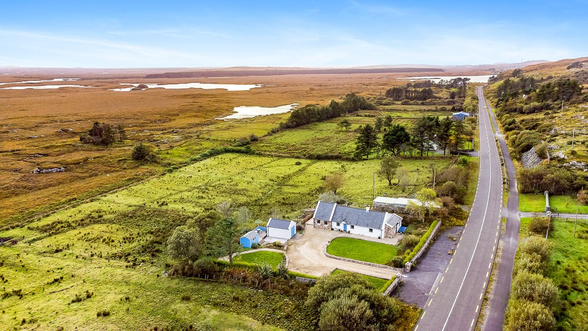 Tullybegs, Derrylea, Clifden, Galway Matt O'Sullivan Auctioneers
