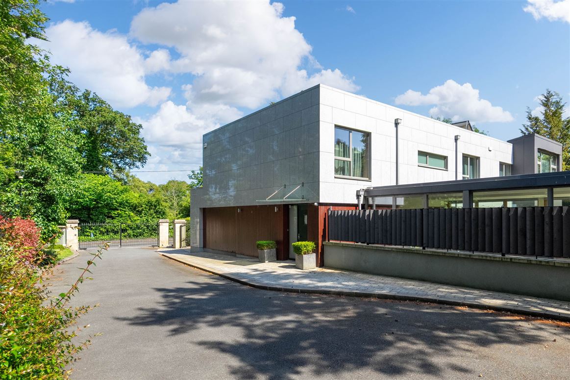 Pineview, Rathmichael,   Dublin 18