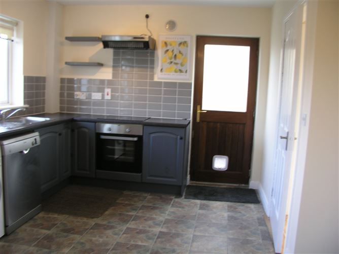 16 Mooreville Estate, Rathdowney, Laois