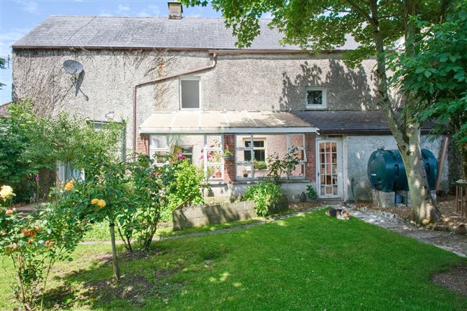 Market Square, Ballinakill, Laois