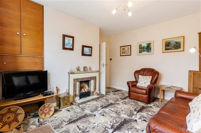 23 Beach Road, Sandymount, Dublin. 4