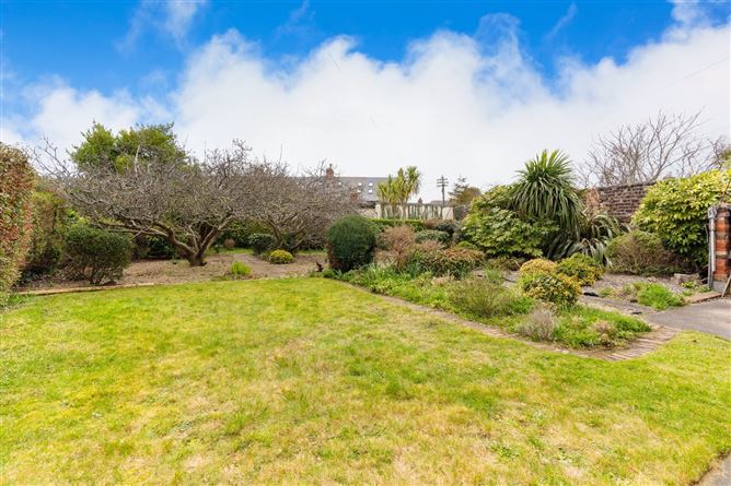 23 Beach Road, Sandymount, Dublin. 4