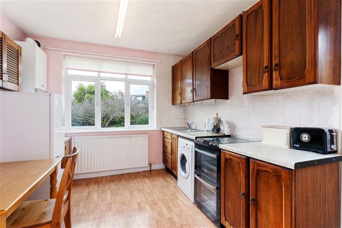 23 Beach Road, Sandymount, Dublin. 4
