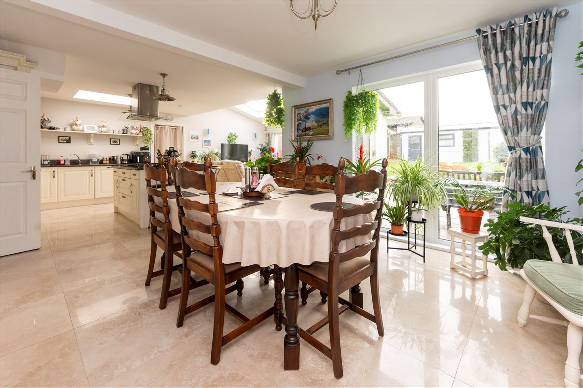 7 Dooneen Road , Woodview, Limerick