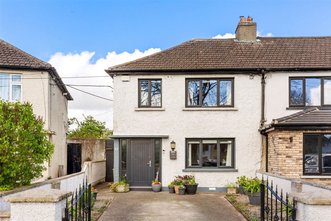 37 Hardebeck Avenue, Walkinstown, Dublin 12