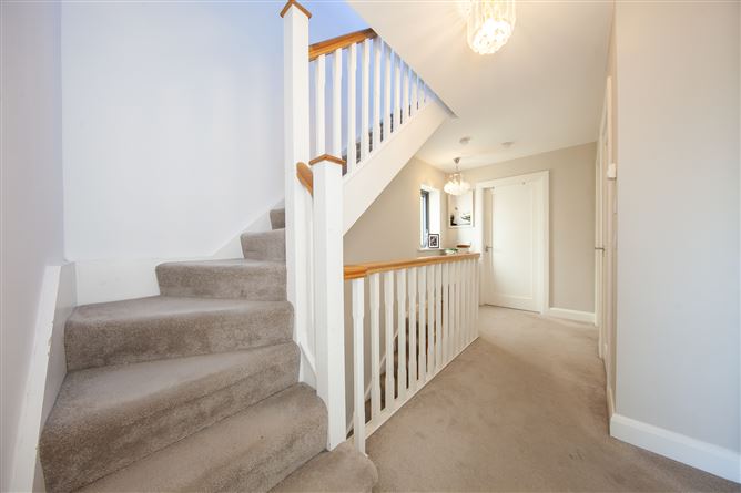 Photo 22 of 30 — 31 Hollywoodrath Crescent, Hollystown, Dublin 15