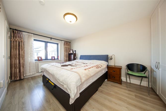 Photo 15 of 30 — 31 Hollywoodrath Crescent, Hollystown, Dublin 15