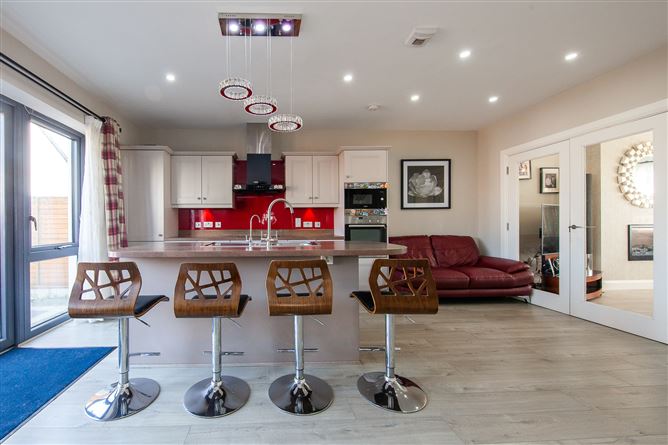 Photo 7 of 30 — 31 Hollywoodrath Crescent, Hollystown, Dublin 15