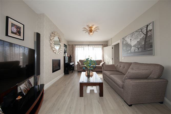 31 Hollywoodrath Crescent, Hollystown, Dublin 15
