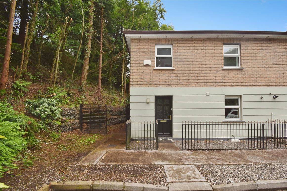 26 Woodville, Rochestown Road, Rochestown, Cork