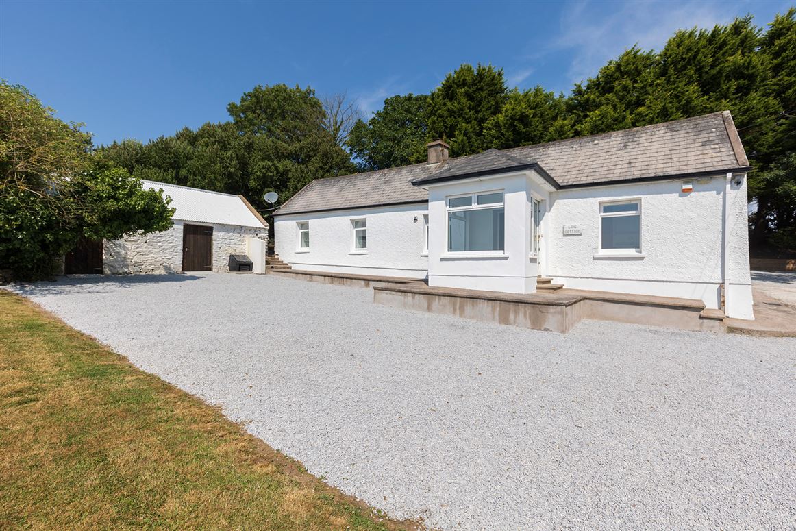 Lane Cottage, Ballyhimikin, Ladysbridge, Castlemartyr, Co. Cork