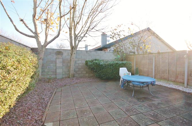 2 Abbeywood Avenue, Lucan, Co. Dublin