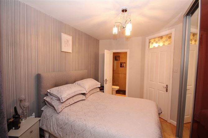 2 Abbeywood Avenue, Lucan, Co. Dublin