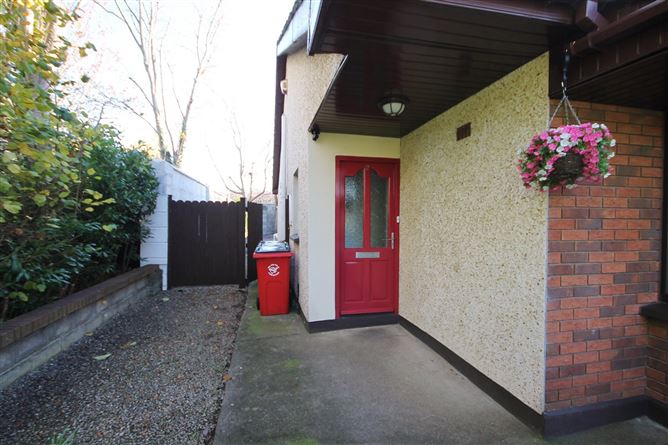 2 Abbeywood Avenue, Lucan, Co. Dublin