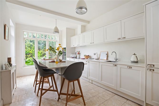 41 Pembroke Lane, Ballsbridge, Dublin 4