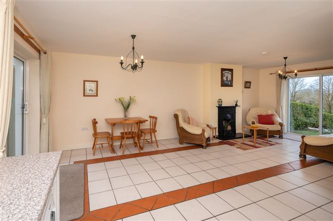 2 Lee Valley Golf & Country Club, Clashanure, Ovens, Co. Cork