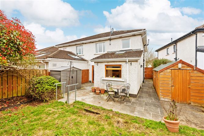 5 Woodstown Drive, Knocklyon, Dublin 16