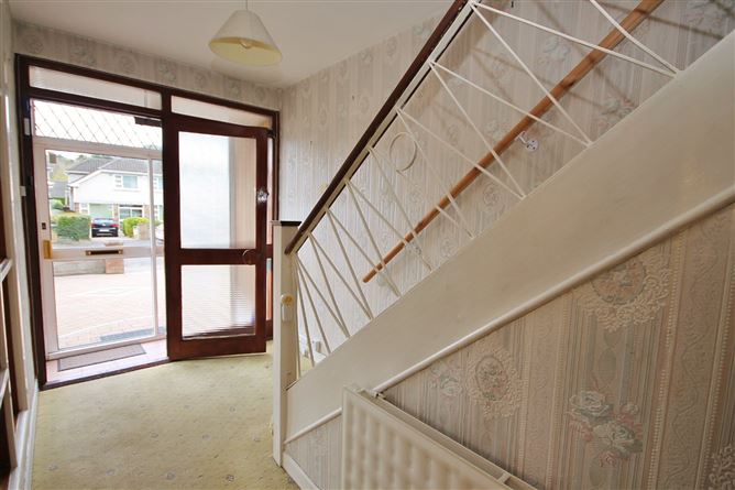 64 Belgrove Lawn, Chapelizod, Dublin 20