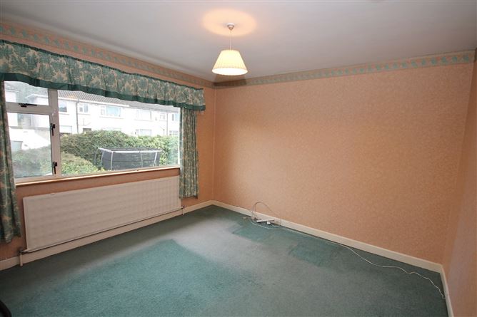 64 Belgrove Lawn, Chapelizod, Dublin 20