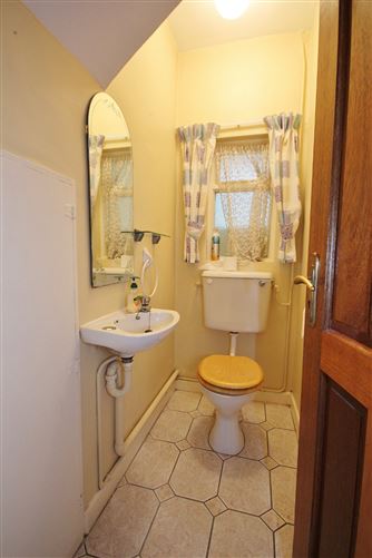 64 Belgrove Lawn, Chapelizod, Dublin 20