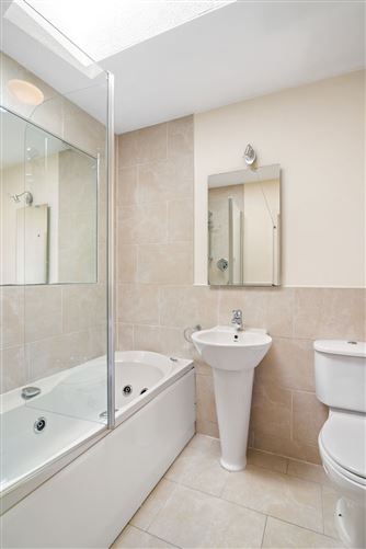 77 Holywell, Kilmacud Road Upper, Goatstown, Dublin 14