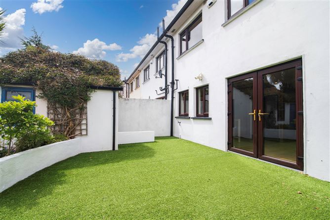 77 Holywell, Kilmacud Road Upper, Goatstown, Dublin 14