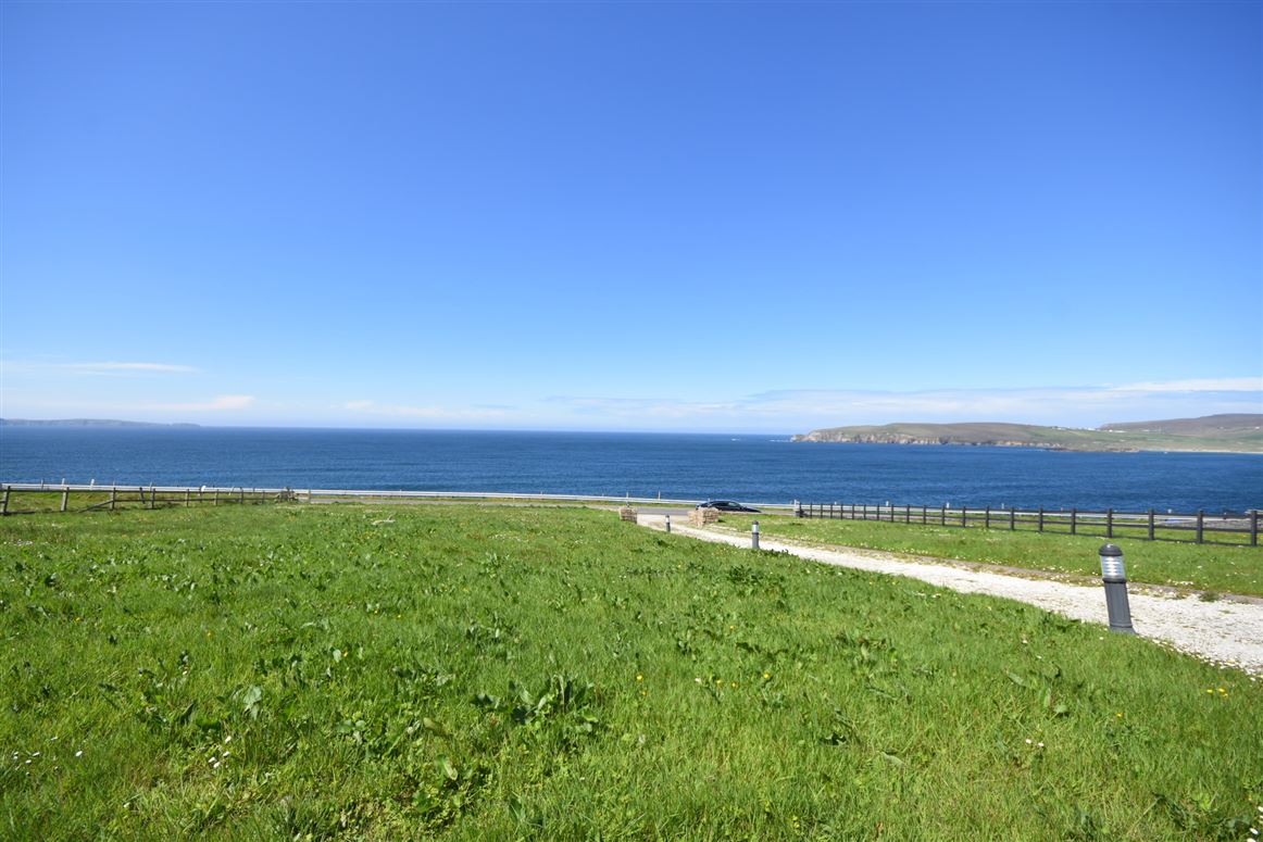 Dooncarton House, Glengad, Pullathoamas, Ballina, Co. Mayo