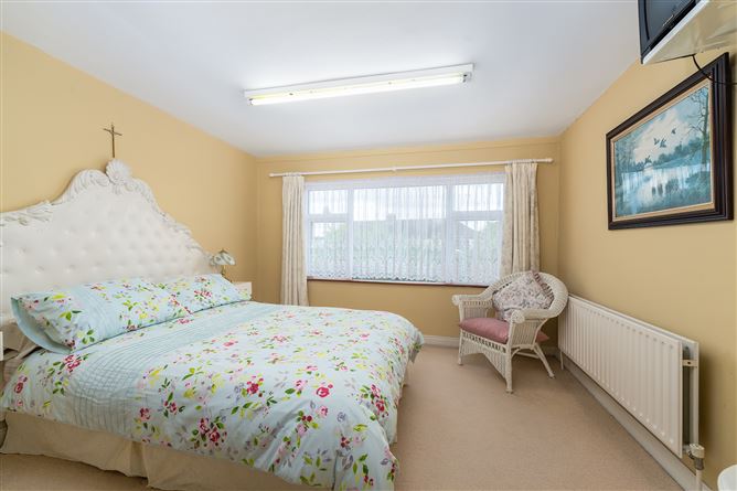 21 St. Marys Park, Walkinstown, Dublin 12