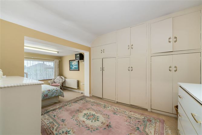 21 St. Marys Park, Walkinstown, Dublin 12