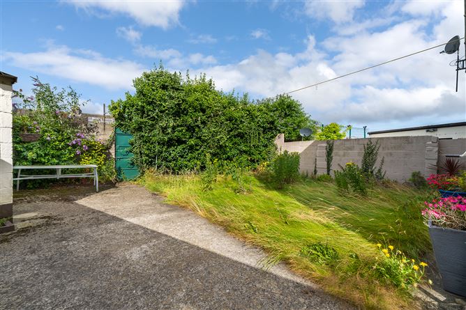 21 St. Marys Park, Walkinstown, Dublin 12