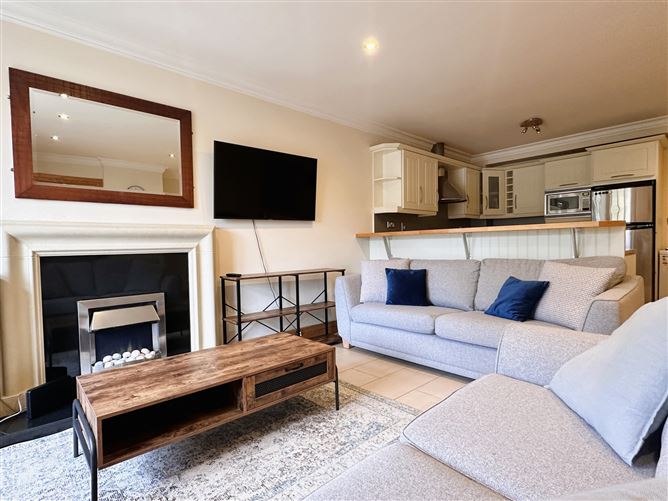4 Taylors Hill Court, Rosary Lane, Taylors Hill, Galway