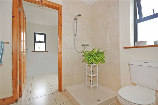 Derra, Kilkishen, Sixmilebridge, Co. Clare