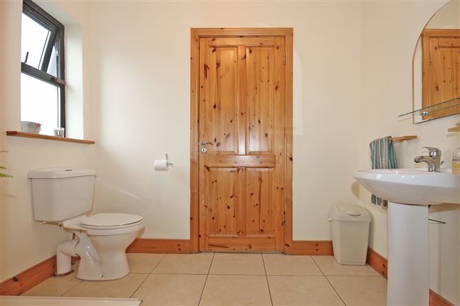 Derra, Kilkishen, Sixmilebridge, Co. Clare