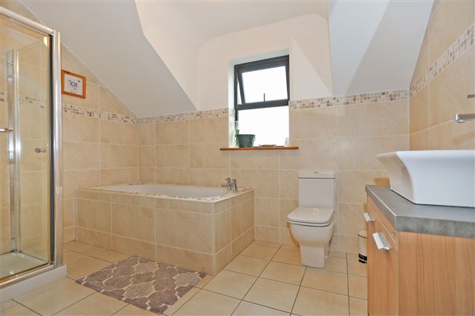 Derra, Kilkishen, Sixmilebridge, Co. Clare
