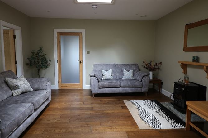 4 The Low Road, Clifden, Galway