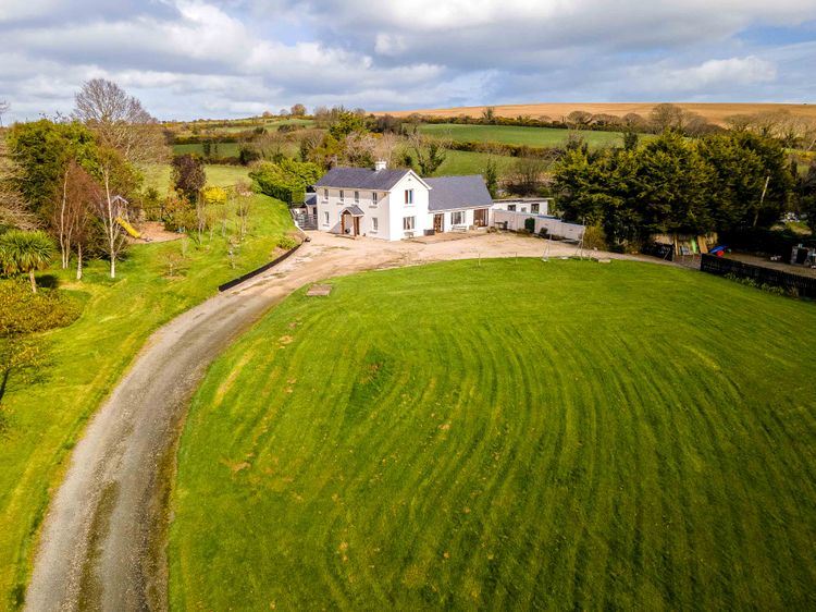 Photo 1 of 13 — The Farmhouse Ballinteskin, Wicklow Town, Wicklow