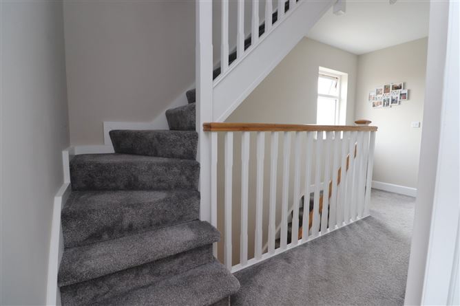 92 River Crescent, Virginia, Cavan
