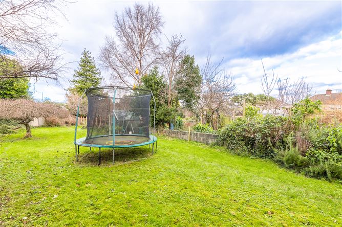 15 Drummartin Park, Goatstown, Dublin 14